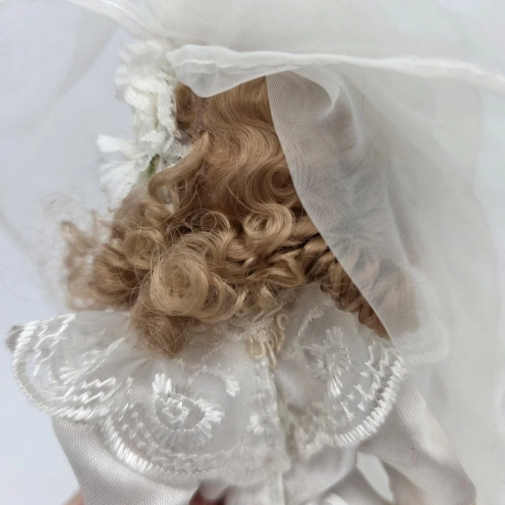 Porcelain Bride Doll 12 in‎ White Satin Lace Dress Vintage Collectible Wedding